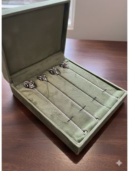 SABERA - Elegant Silver Sheep Head Stirrer- Silver (Set Of 4)