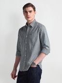 Black color option, Currently selected