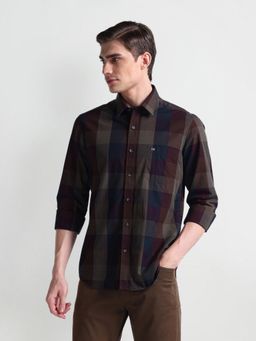 Arrow Sports - Manhattan Slim Fit Cotton Maroon Casual Shirt