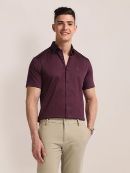 U.S. POLO ASSN. - Tailored Regular Fit Solid Wine Casual Shirt