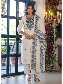 Autumnlane - Sagarika Pearl Jade Embroidered Cotton Kurta with Pant and Dupatta (Set of 3)