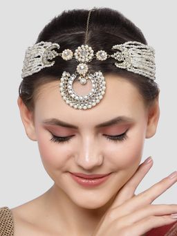 Karatcart - Gold Plated Kundan and Pearl Beaded Floral Mathapatti for Women