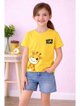 MALKIAT - Girls Yellow Happy Giraffe Buddy Printed Cotton T-shirt
