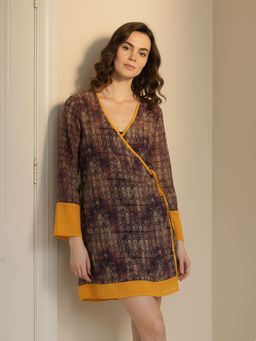 AOBA - Women Purple & Cream-Coloured Printed Knee Length Sheer Robe