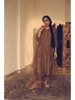 Sarang Kaur - Olive Nayantara Dupatta
