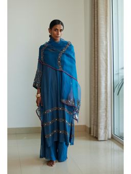 Sarang Kaur - Blue Rekha Dupatta