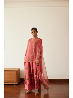 Sarang Kaur - Pink Rekha Dupatta
