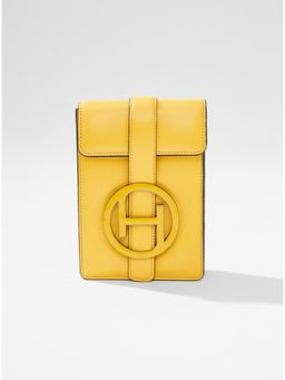 Outhouse - Dopamine Messenger Bag In Tusacny Yellow