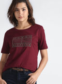 Red color option, Sold out, Currently selected