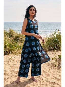 W - Black Printed Round Neck Kurta & Pant