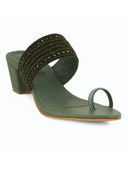Green color option, Sold out, Currently selected