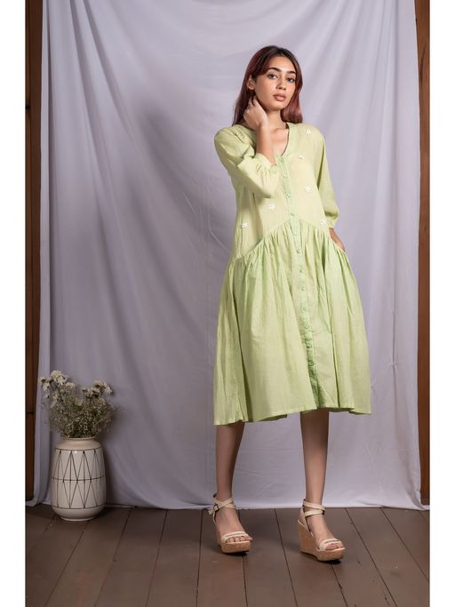Buy Silai Studio Pale Green Crinkled Cotton Midi Dress With Inner (Set of  2) Online