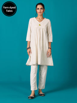 Likha - Off-White Kora Yarn Dyed Stripe Kurta with Pant LIKSKD227 (Set of 2)