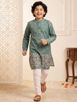 AJ Dezines - Green Printed Straight Mid Waist Kurta & Pyjama
