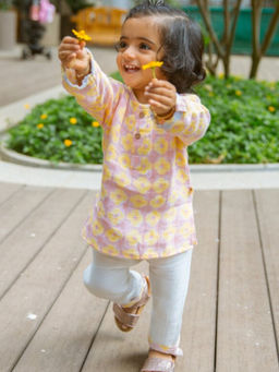 DULAAR - Multi-Color Floral Straight Mid Waist Kurta & Pyjama