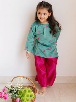 DULAAR - Green Printed Straight Mid Waist Kurta & Pyjama