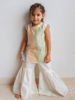 DULAAR - Multi-Color Geometric Flared Mid Waist Kurti & Sharara