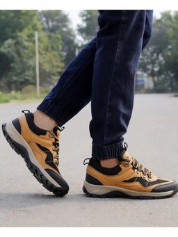 Bacca Bucci - Tan Osprey Waterproof Trail and Hiking Sneakers