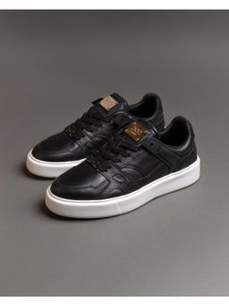 DOC Sneakers - Black DOC Dexter Sneakers