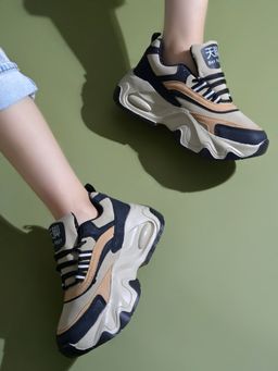 Shoetopia - Girls Multi-Color Sky Feel Rummy Chunky Sneakers