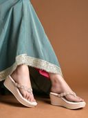 Rose Gold color option, Currently selected