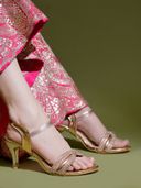 Rose Gold color option, Currently selected