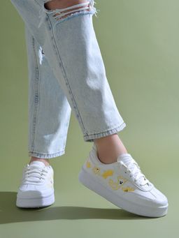 Shoetopia - Girls White Sneakers