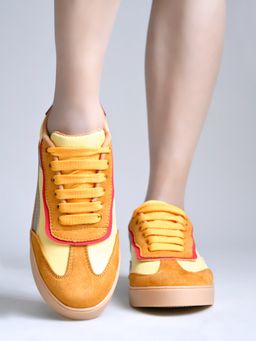Shoetopia - Girls Yellow Sneakers