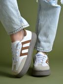 White color option, Currently selected