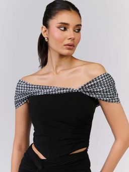S&N by Shantnu Nikhil - Black Crop Top