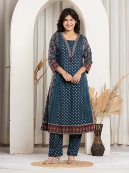 VEDANA - Midnight Ajrakh The Royal Kalida Ensemble - Kurta with Pant