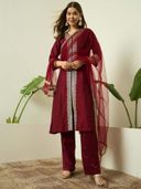 Maroon color option, Currently selected