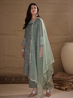 AVANSHEE - Ethnic Motifs Embroidered Chanderi Cotton Silk Kurta with Pant & Dupatta