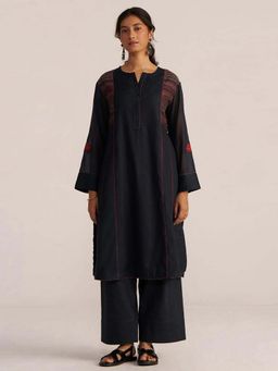 Ganga Fashions - Black Kurta with Pant