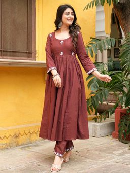 Urbanstree - Arnavi Kurta with Pant