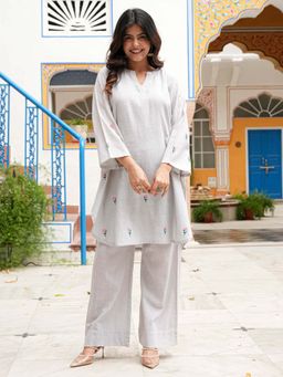 Urbanstree - Vani Co-Ord Set