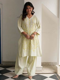 Urbanstree - Sanyukta Co-Ord Set