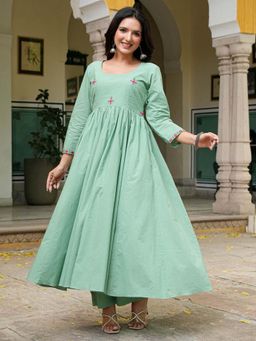 Urbanstree - Bhavya Kurta with Pant