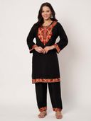 Black color option, Currently selected