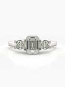 White Gold color option, Currently selected