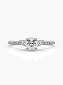 White Gold color option, Currently selected
