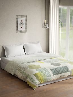 Ddecor Live Beautiful - Geometric 100% Cotton Reversible Double Quilt - Multi