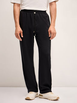 The Bear House - Men's Black Solid Straight Fit Casual Trouser