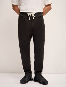 The Bear House - Men's Black Cotton Solid Relaxed Fit Casual Trouser