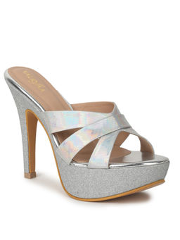 VALIOSAA - Silver Party Textured Stilettos