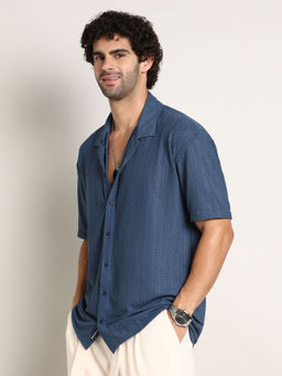Campus Sutra - Men Blue Solid Casual Shirt