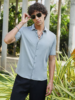 Campus Sutra - Men Blue Solid Casual Shirt