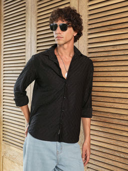 Campus Sutra - Men Black Solid Casual Shirt