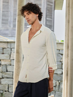 Campus Sutra - Men Off White Solid Casual Shirt