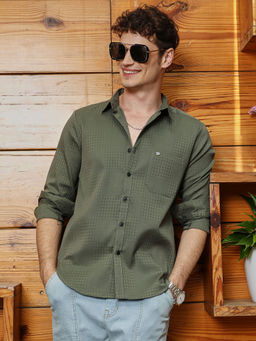 Campus Sutra - Men Green Solid Casual Shirt